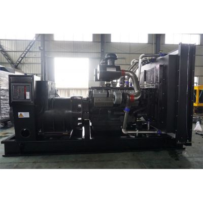 900kw卡得城仕柴油發(fā)電機(jī)組-卡得城仕12缸柴油機(jī)KD28H960柴油發(fā)電機(jī)組,缸徑/行程：138/165mm,柴油發(fā)電機(jī)組水冷發(fā)動(dòng)機(jī)功率960KW,柴油發(fā)電機(jī)組配套馬拉松斯坦福發(fā)電機(jī)。廠價(jià)直銷歡迎選購(gòu)：13773399855。