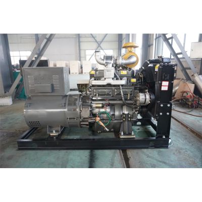 50kw濰柴裕興柴油發(fā)電機(jī)組-濰柴裕興4缸柴油機(jī)R4105ZD柴油發(fā)電機(jī)組,缸徑/行程：105/125mm,柴油發(fā)電機(jī)組水冷發(fā)動機(jī)功率62KW,柴油發(fā)電機(jī)組配套馬拉松斯坦福發(fā)電機(jī)。廠價直銷歡迎選購：13773399855。