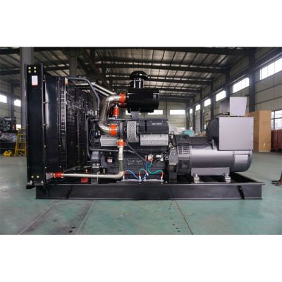 300kw申動柴油發(fā)電機組-申動12缸柴油機SD12V135AZD柴油發(fā)電機組,缸徑/行程：135/150mm,柴油發(fā)電機組水冷發(fā)動機功率330KW,柴油發(fā)電機組配套馬拉松斯坦福發(fā)電機。廠價直銷歡迎選購：13773399855。