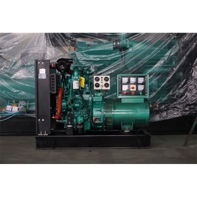 15kw玉柴柴油發(fā)電機(jī)組-玉柴2缸柴油機(jī)YC2108D柴油發(fā)電機(jī)組,缸徑/行程：108/120mm,柴油發(fā)電機(jī)組水冷發(fā)動(dòng)機(jī)功率18KW,柴油發(fā)電機(jī)組配套馬拉松斯坦福發(fā)電機(jī)。廠價(jià)直銷歡迎選購：13773399855。