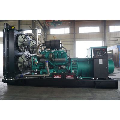 1000kw南通股份柴油發(fā)電機(jī)組-南通股份12缸柴油機(jī)TCR1000柴油發(fā)電機(jī)組,缸徑/行程：138/165mm,柴油發(fā)電機(jī)組水冷發(fā)動(dòng)機(jī)功率1100KW,柴油發(fā)電機(jī)組配套馬拉松斯坦福發(fā)電機(jī)。廠價(jià)直銷(xiāo)歡迎選購(gòu)：13773399855。