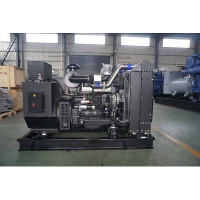 100kw上柴股份柴油發(fā)電機(jī)組-上柴動(dòng)力5缸柴油機(jī)SC4H140D2柴油發(fā)電機(jī)組,缸徑/行程：105/124mm,柴油發(fā)電機(jī)組水冷發(fā)動(dòng)機(jī)功率105KW,柴油發(fā)電機(jī)組配套馬拉松斯坦福發(fā)電機(jī)。廠(chǎng)價(jià)直銷(xiāo)歡迎選購(gòu)：13773399855。